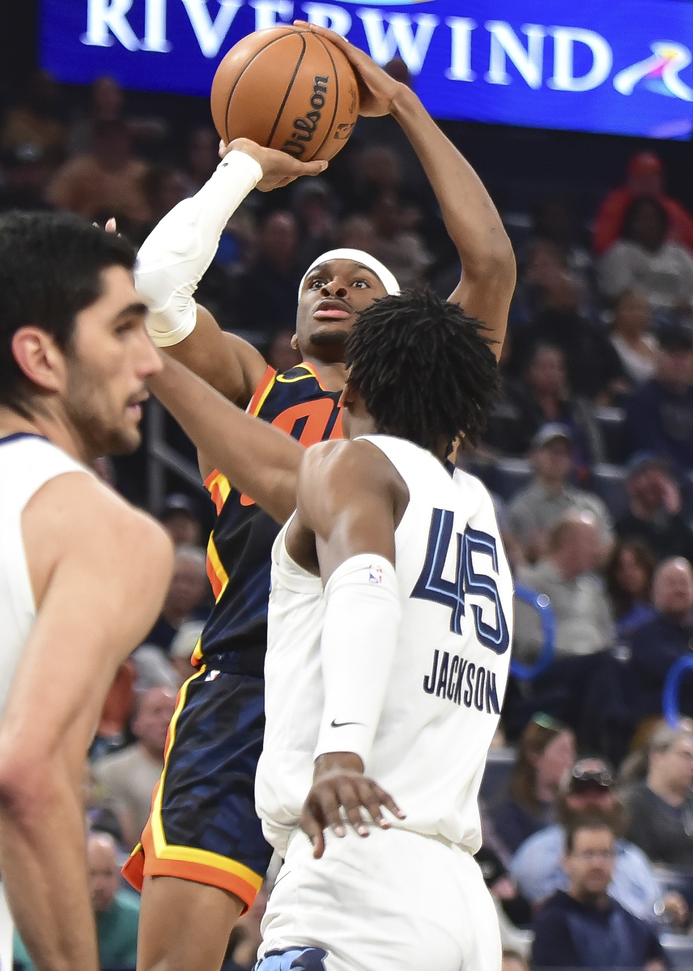 俄克拉荷马雷霆发布备战花絮，今晨豪取连胜，法甲任务艰巨，高层口径保持一致(俄克拉荷马城在哪个州)