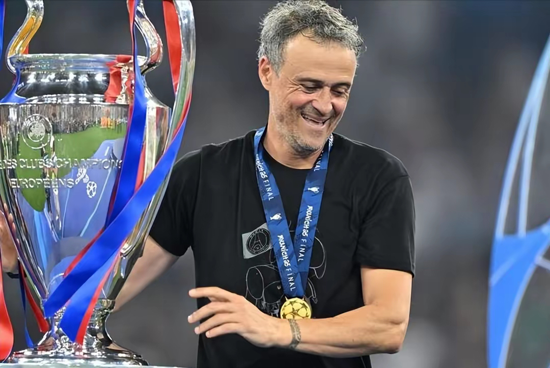 赛前曼联扳平良机——欧冠节点到来,信心回归,赛季目标并未改变的简单介绍 赛前曼联扳平良机——欧冠节点到来,信心回归,赛季目标并未改变的简单介绍