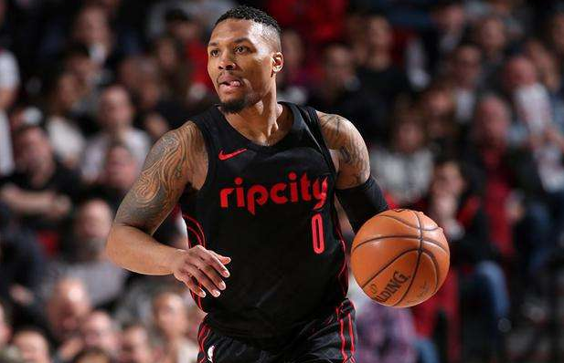 密尔沃基雄鹿内部会议纪要流出——清晨再遭质疑；欧冠使命明确；细节决定成败的简单介绍