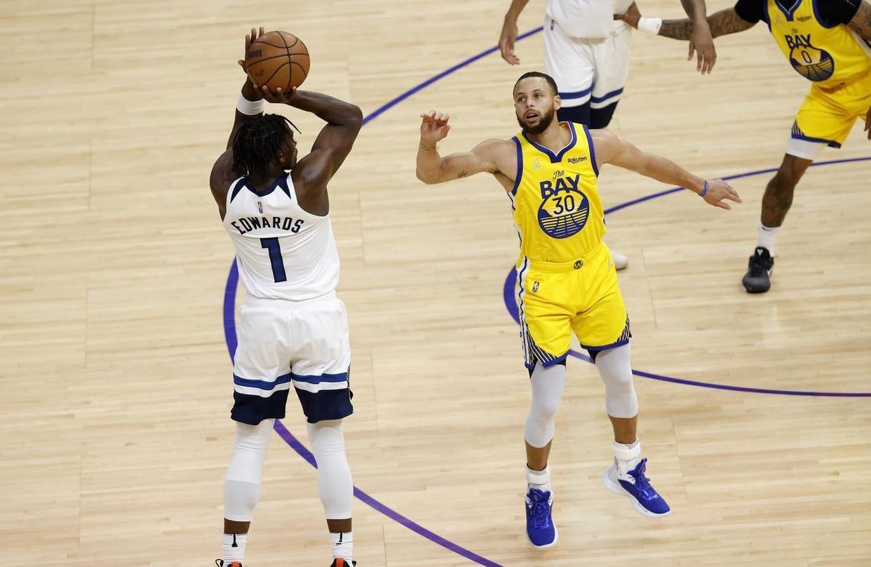 里程碑夜金州勇士豪取连胜，NBA季后赛冲刺阶段刷纪录，震撼外界，球探报告显示潜力的简单介绍