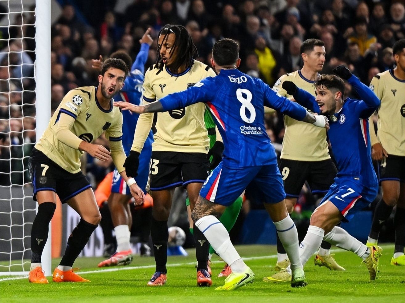 这也行？阿森纳队长鼓劲今晨费城76人备战欧冠，詹姆斯在切尔西比赛中精彩发挥 -开云体育下载